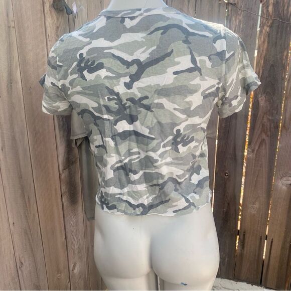 MARC JACOBS Grey Julia Verhoeven Edition Camo
Mouth T-Shirt size XS - Picture 8 of 9